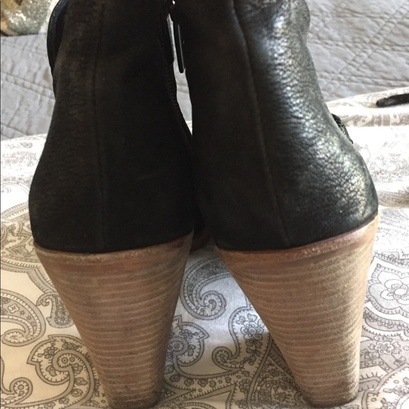 Black Vince Camuto open toe bootie size 9 - Picture 8 of 8